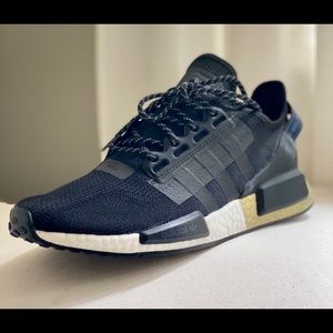 Adidas NMD_R1.V2
